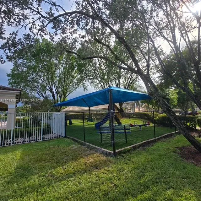6530 Sandpiper Dr Coconut Creek, FL 33073