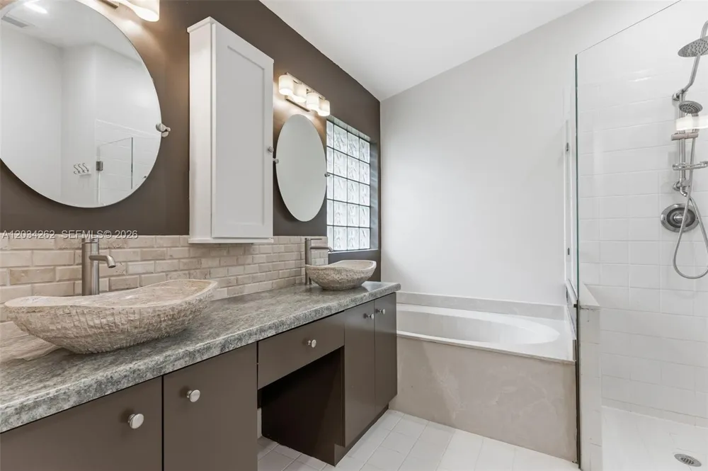 6530 Sandpiper Dr Coconut Creek, FL 33073