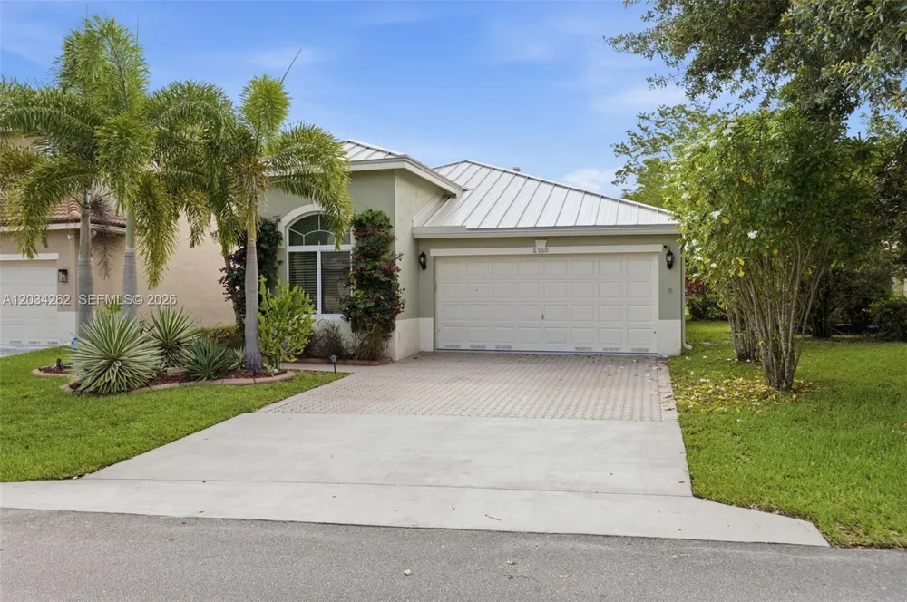 6530 Sandpiper Dr Coconut Creek, FL 33073