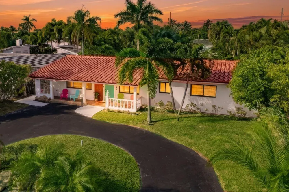 245 Tradewinds Avenue Lauderdale By The Sea, FL 33308