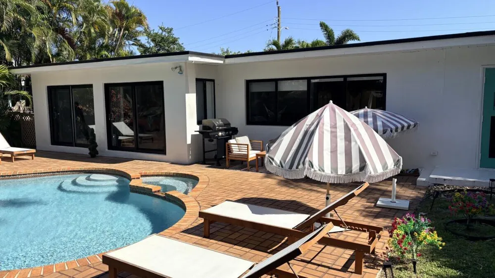 245 Tradewinds Avenue Lauderdale By The Sea, FL 33308