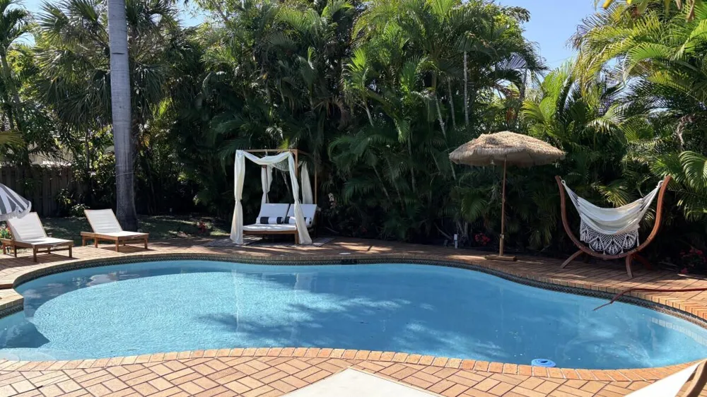 245 Tradewinds Avenue Lauderdale By The Sea, FL 33308