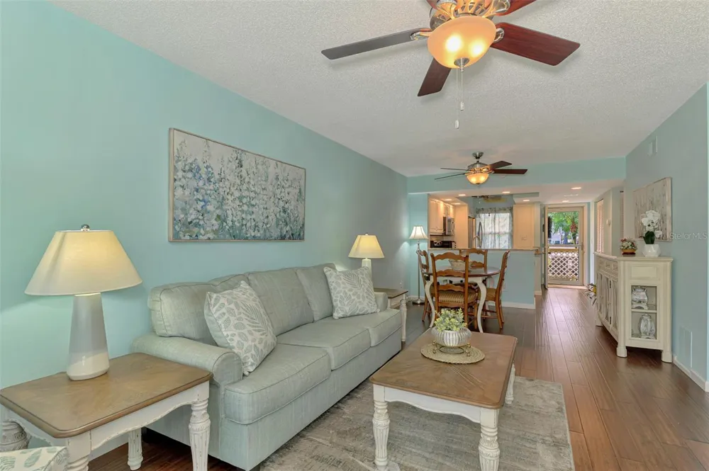 433 CERROMAR LANE #341 Venice, FL 34293
