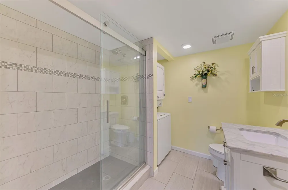 433 CERROMAR LANE #341 Venice, FL 34293