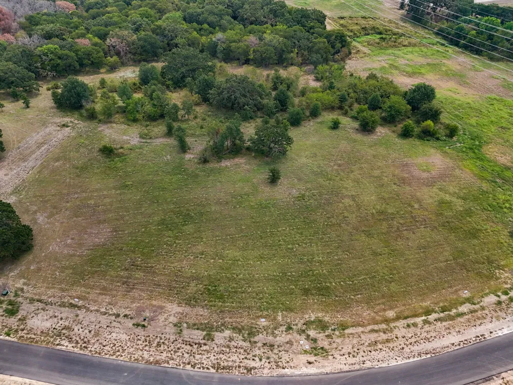 610 Waters Edge Way Dodd City, TX 75438