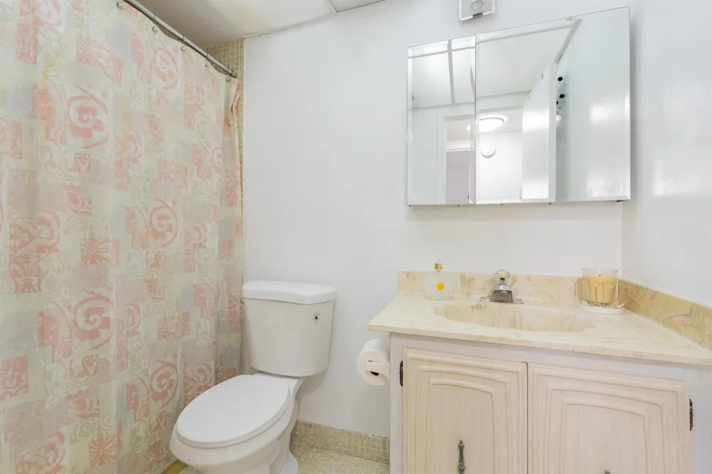 2811 Somerset Drive #412 Lauderdale Lakes, FL 33311