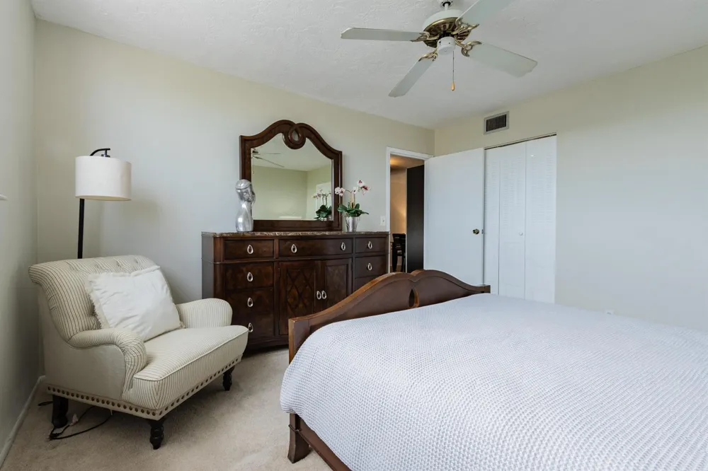 2811 Somerset Drive #412 Lauderdale Lakes, FL 33311
