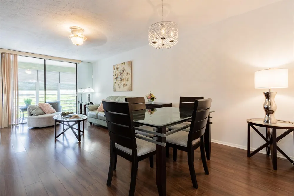 2811 Somerset Drive #412 Lauderdale Lakes, FL 33311