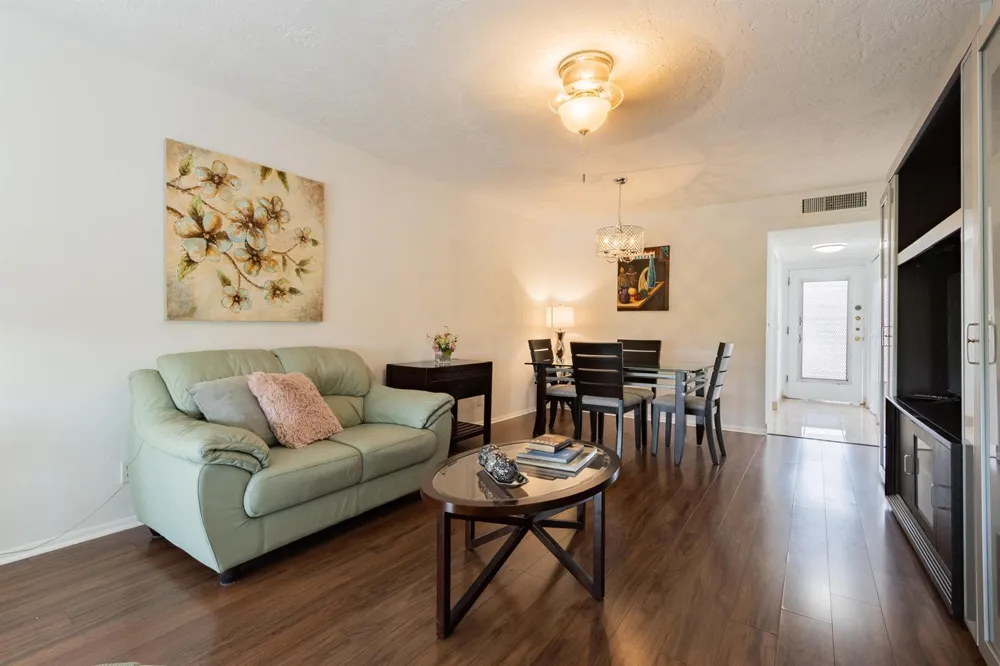 2811 Somerset Drive #412 Lauderdale Lakes, FL 33311