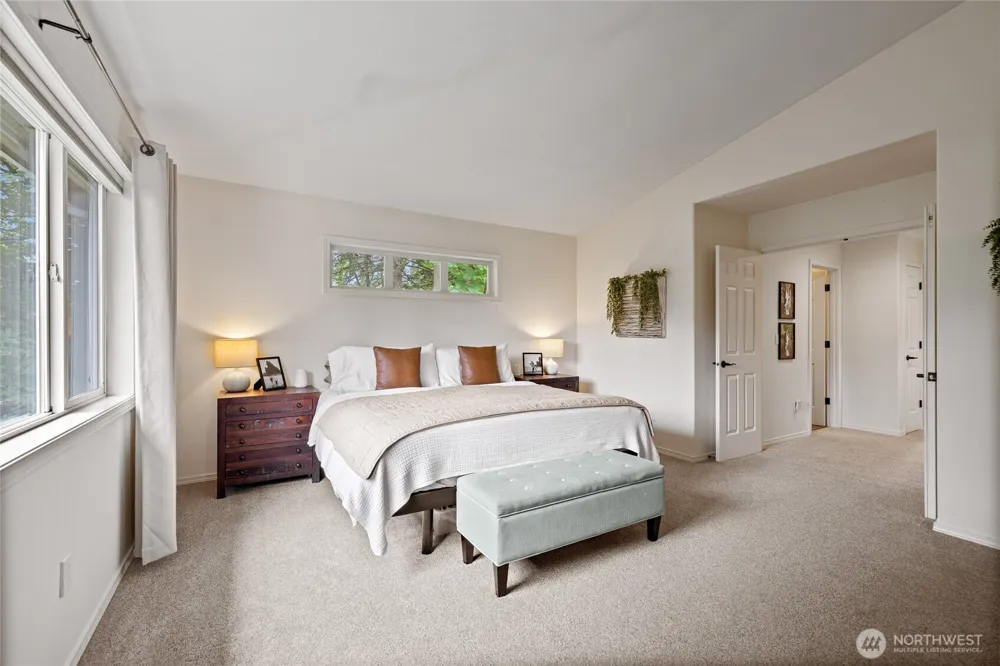 38040 37th Place S Auburn, WA 98001