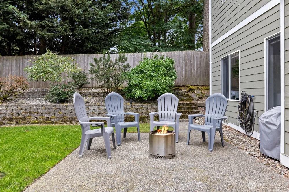 38040 37th Place S Auburn, WA 98001