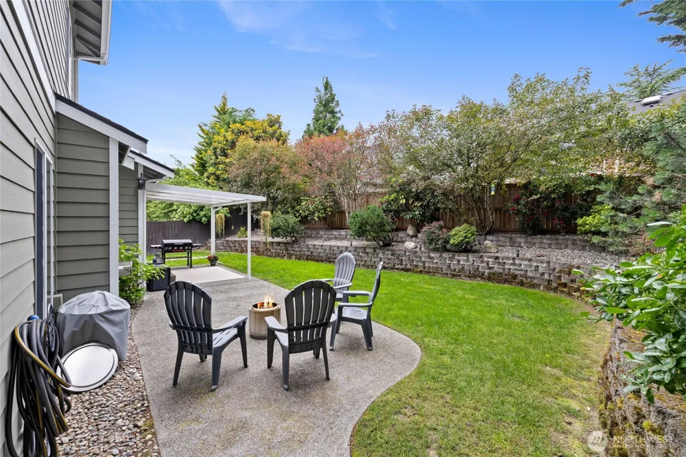 38040 37th Place S Auburn, WA 98001