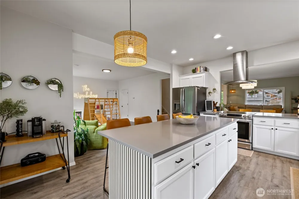 38040 37th Place S Auburn, WA 98001