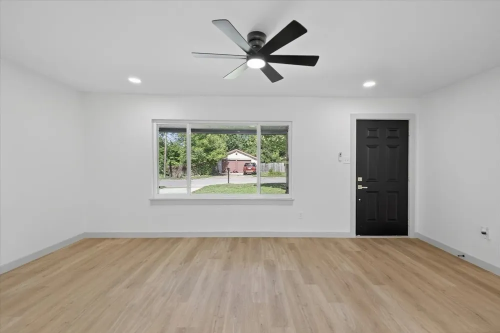 512 Mirike Drive White Settlement, TX 76108
