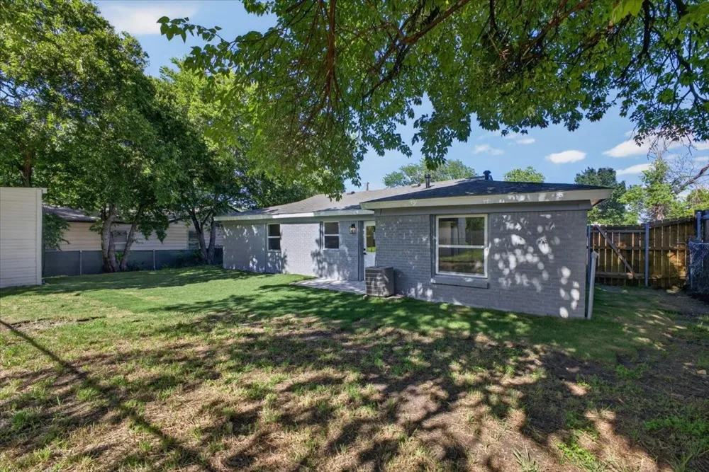 512 Mirike Drive White Settlement, TX 76108