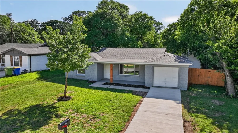 512 Mirike Drive White Settlement, TX 76108