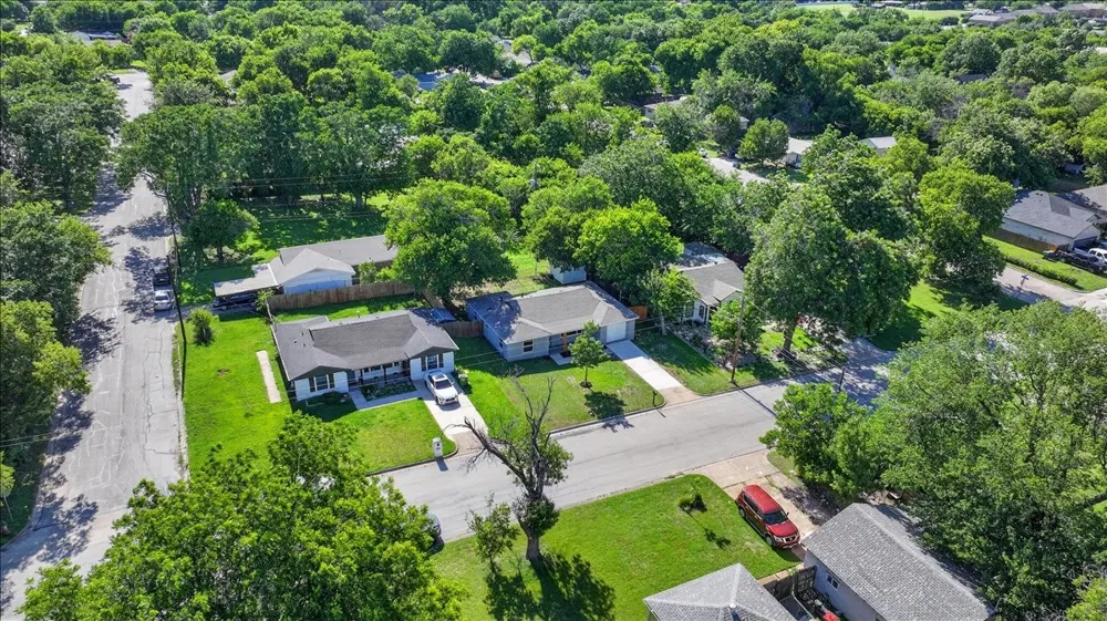 512 Mirike Drive White Settlement, TX 76108