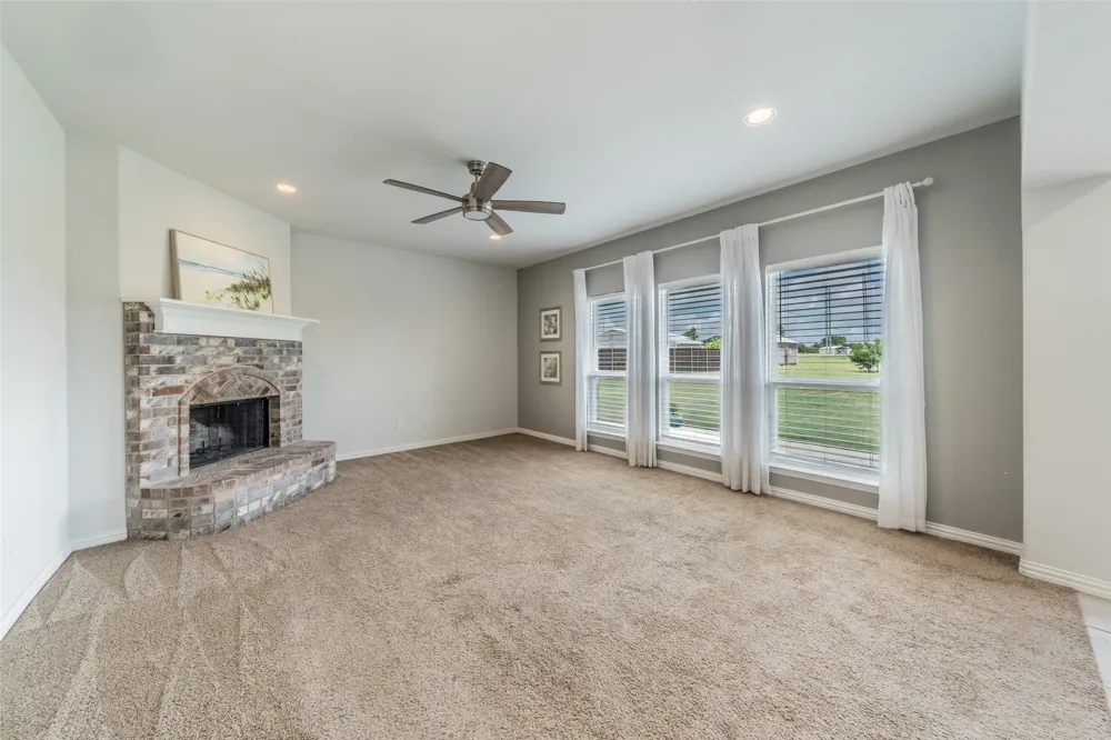 14797 County Road 489 Nevada, TX 75173