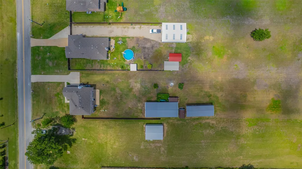 14797 County Road 489 Nevada, TX 75173