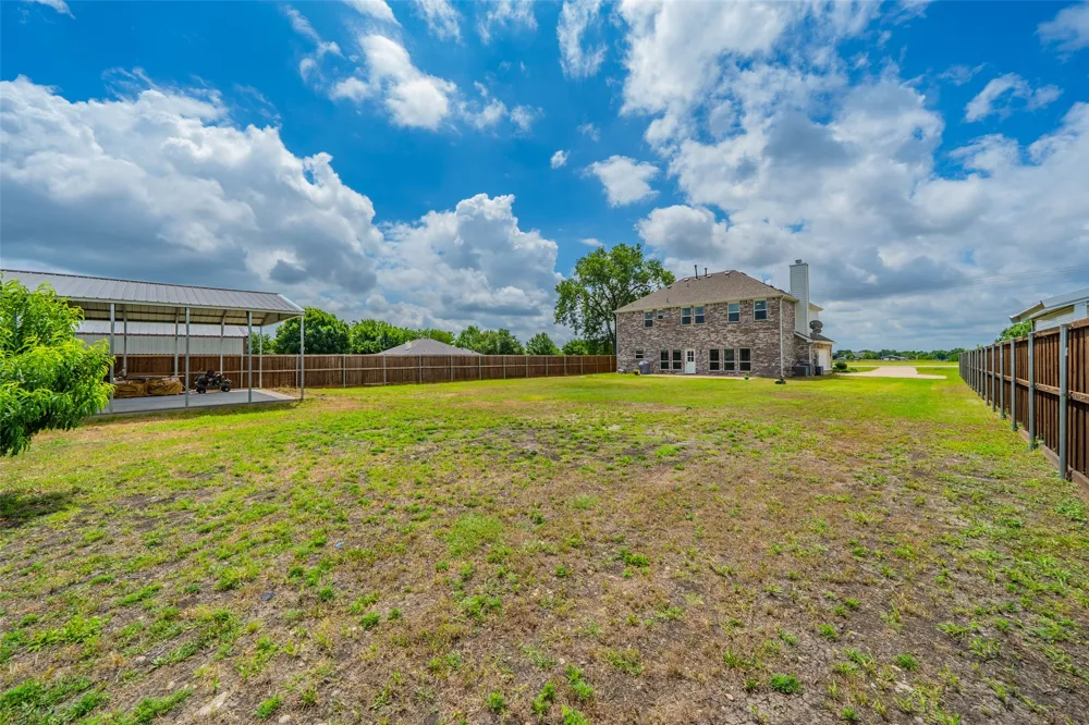 14797 County Road 489 Nevada, TX 75173