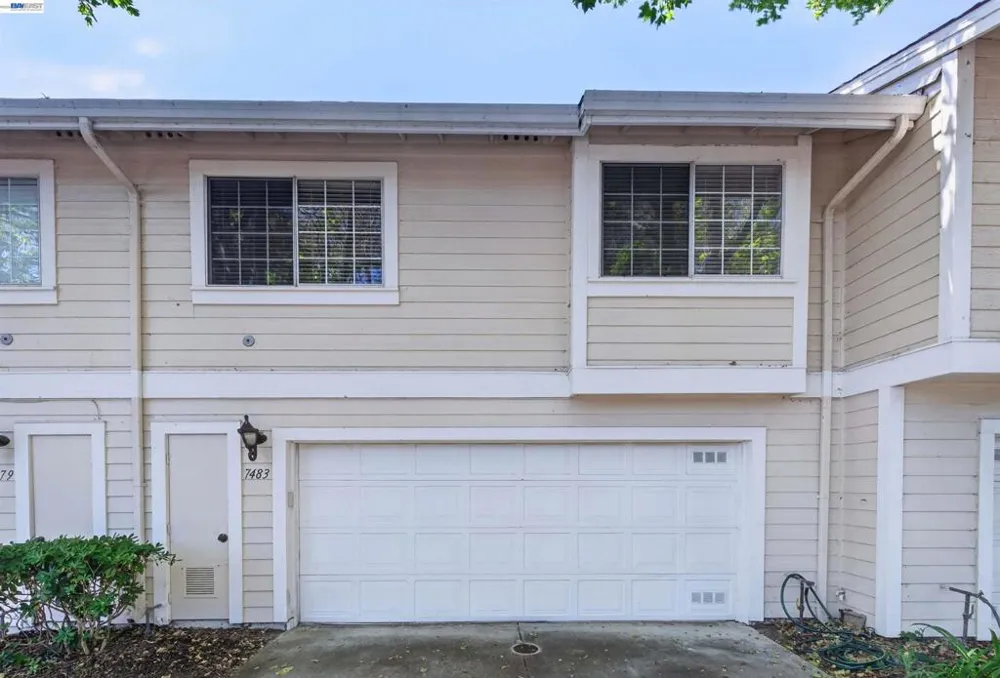 7483 Stonedale Dr Pleasanton, CA 94588