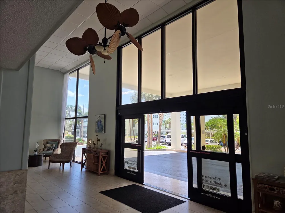 9 HAIG PLACE #405 Dunedin, FL 34698