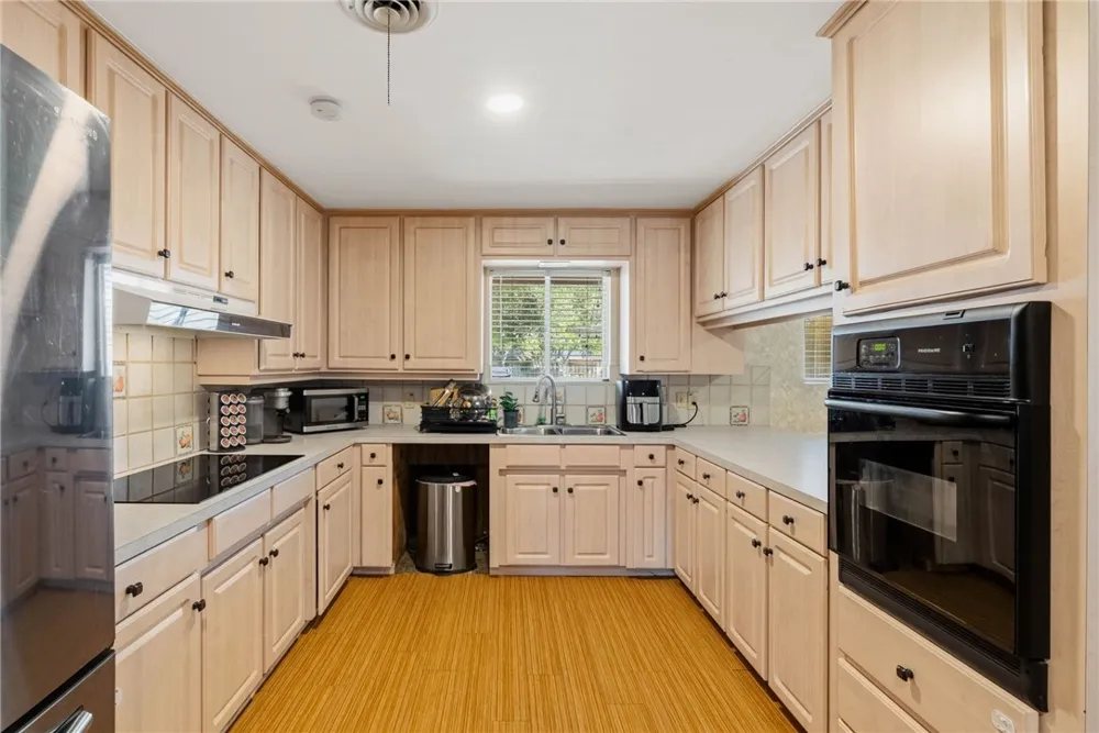601 Moray Place Corpus Christi, TX 78411