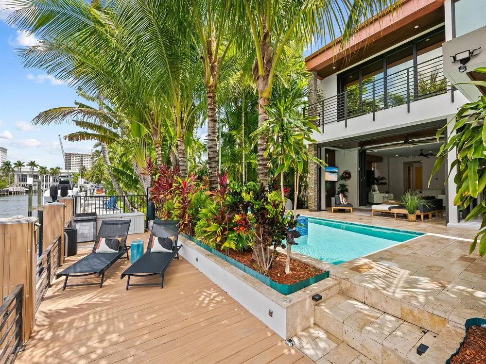 609 Poinciana Drive Fort Lauderdale, FL 33301
