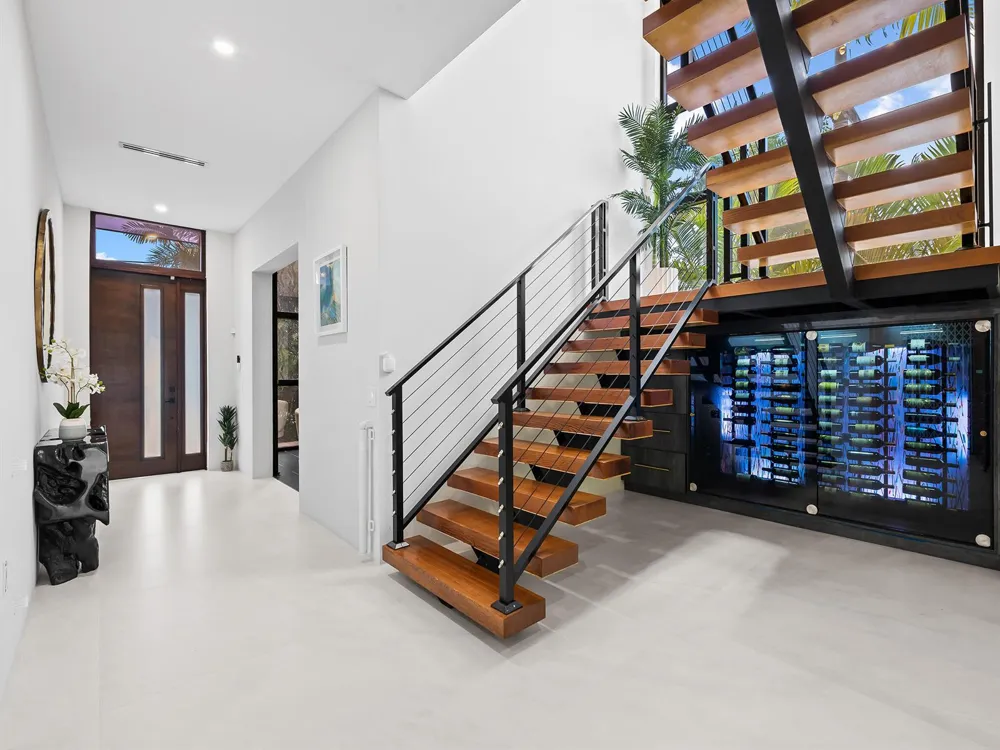609 Poinciana Drive Fort Lauderdale, FL 33301