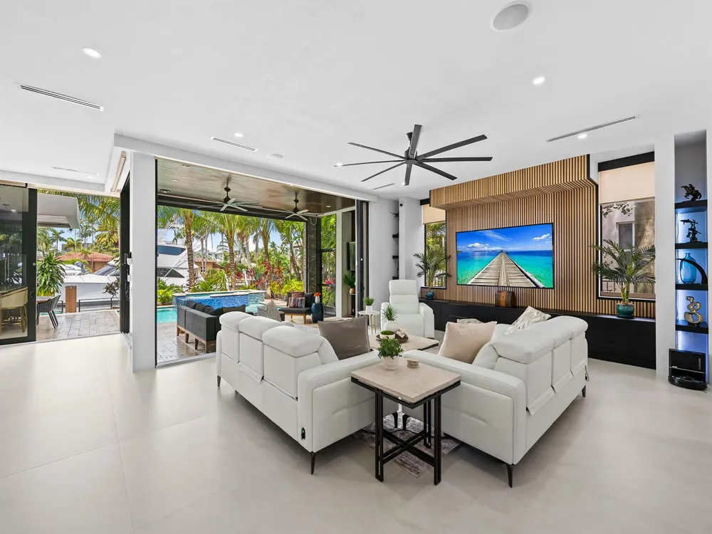 609 Poinciana Drive Fort Lauderdale, FL 33301