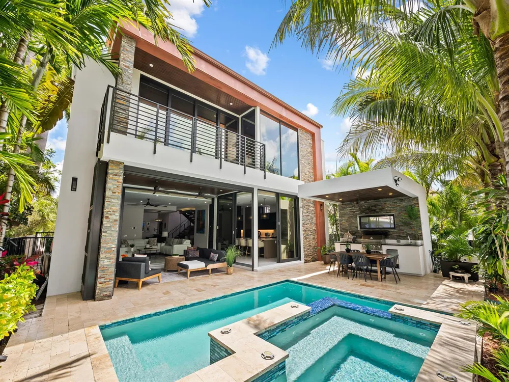 609 Poinciana Drive Fort Lauderdale, FL 33301