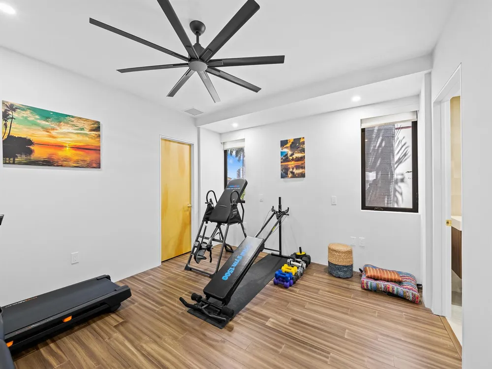 609 Poinciana Drive Fort Lauderdale, FL 33301
