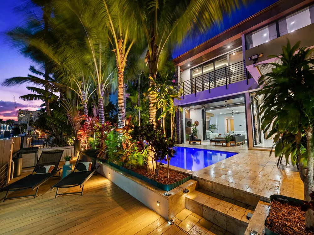 609 Poinciana Drive Fort Lauderdale, FL 33301