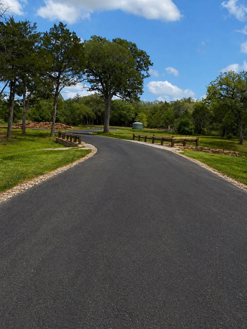 2 Paffen Drive Paige, TX 78659