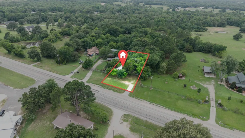 1821 State Highway 19 Emory, TX 75440