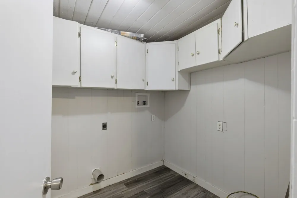 1821 State Highway 19 Emory, TX 75440
