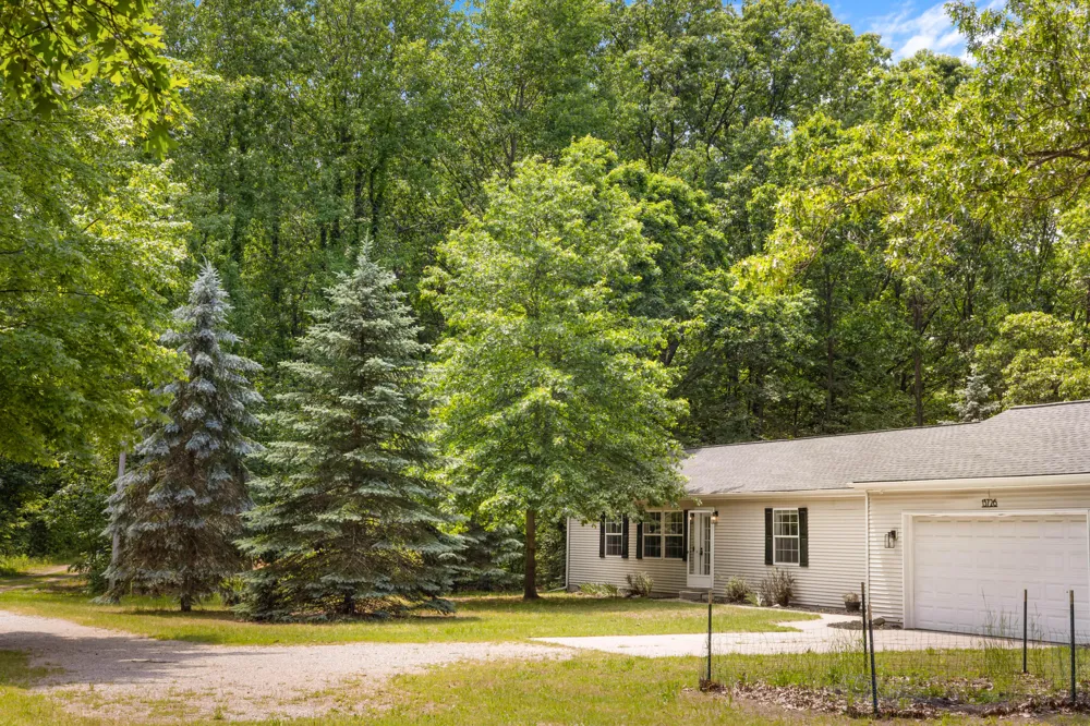 13726 Jennifer Road Robinson Township, MI 49417