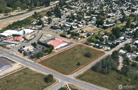 415 Tacoma Boulevard
