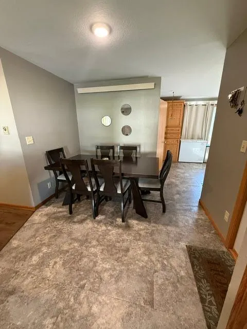 109 S Griffin Street Lakefield, MN 56150