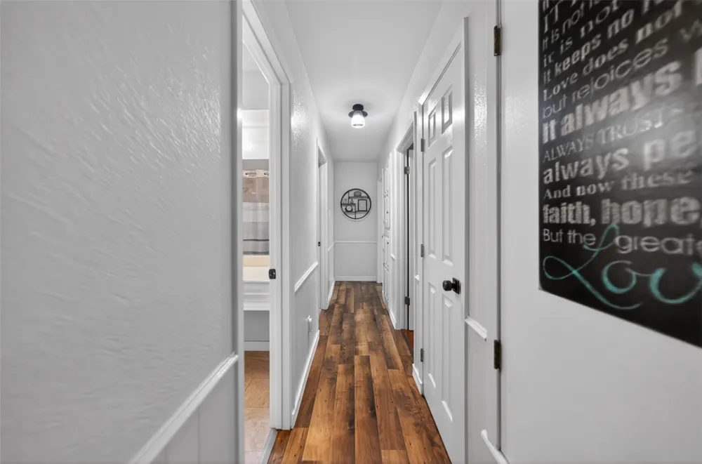 709 S Oak Street Van, TX 75790
