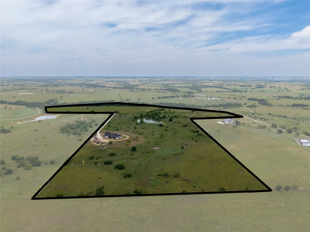 3763 County Road 1110 Rio Vista, TX 76093