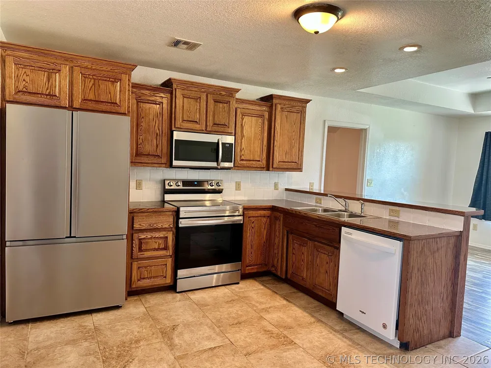 1306 W 17th Street Sulphur, OK 73086
