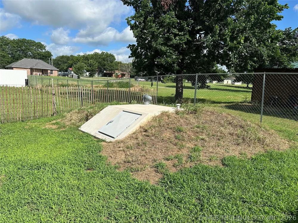1306 W 17th Street Sulphur, OK 73086