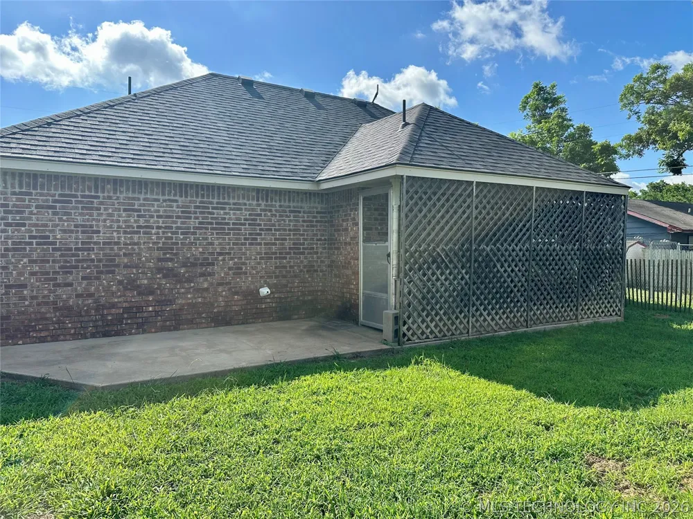 1306 W 17th Street Sulphur, OK 73086