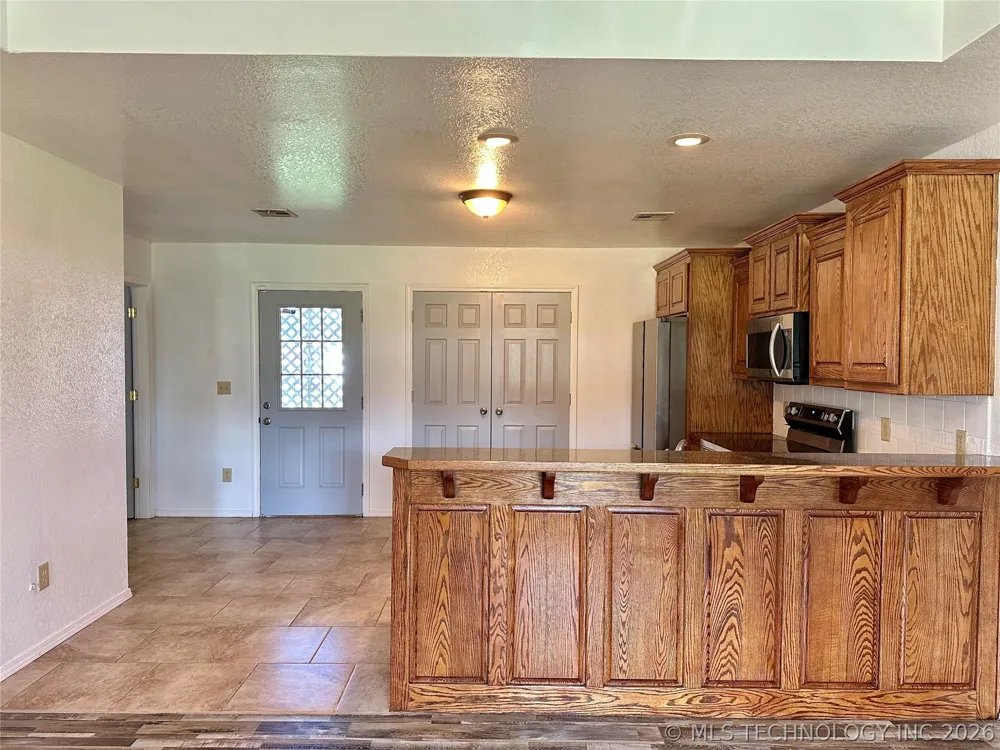 1306 W 17th Street Sulphur, OK 73086