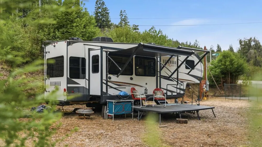 135 Fallen Leaf Drive Boulder Creek, CA 95006