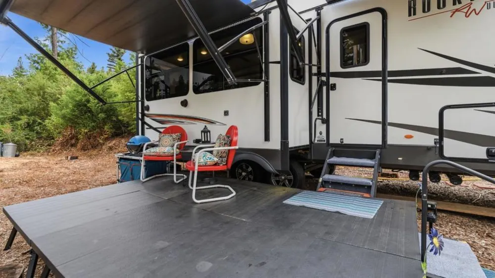135 Fallen Leaf Drive Boulder Creek, CA 95006