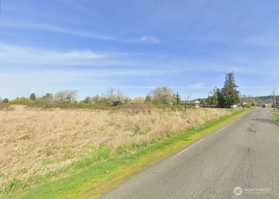 305 Tacoma Boulevard Pacific, WA 98047