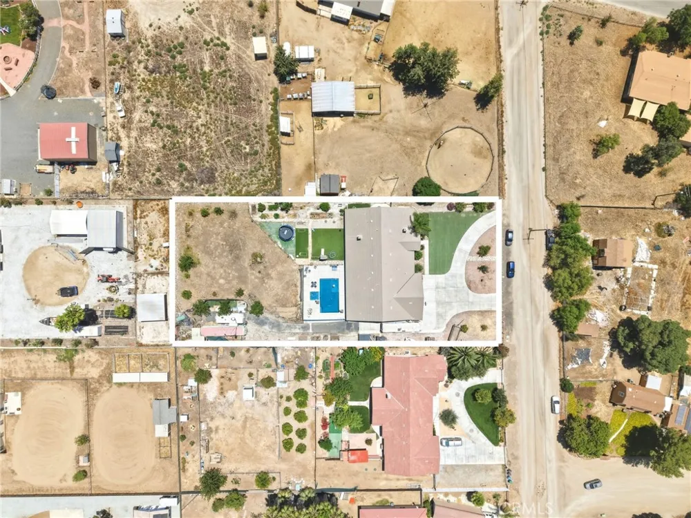 30510 Phillip Rd Nuevo, CA 92567