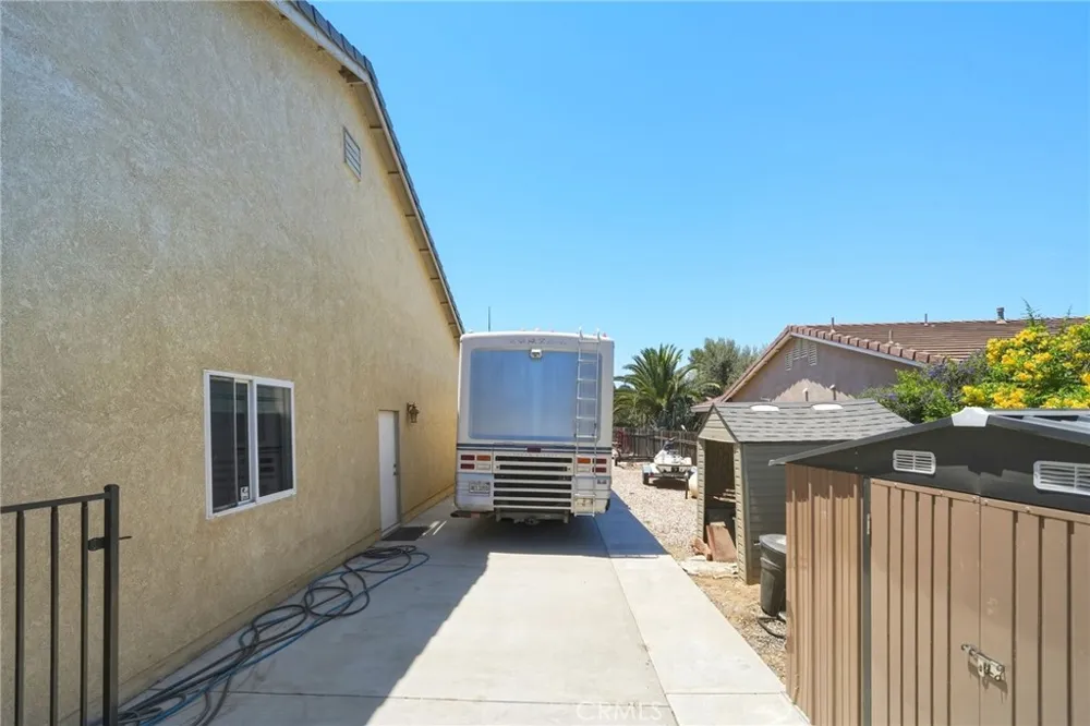 30510 Phillip Rd Nuevo, CA 92567